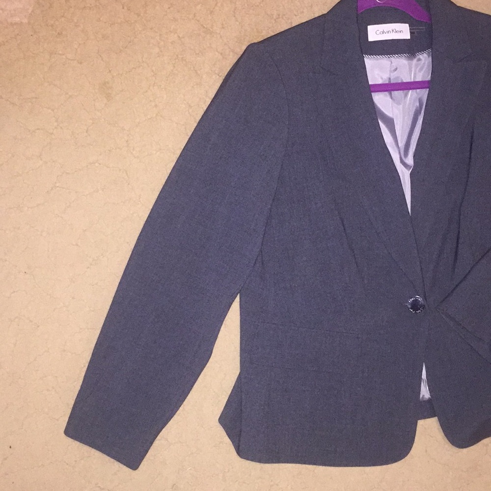 Calvin Klein sz14W charcoal suit coat/blazer